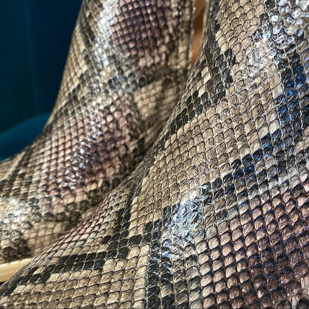 Jeffrey Campbell Taupe Snake Western bootie - Picture 12 of 15